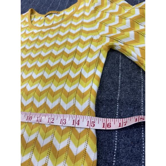 Alice Olivia Yellow Mini Pullover Puff Sleeve Knit Dress Chevron Pattern - Picture 6 of 10